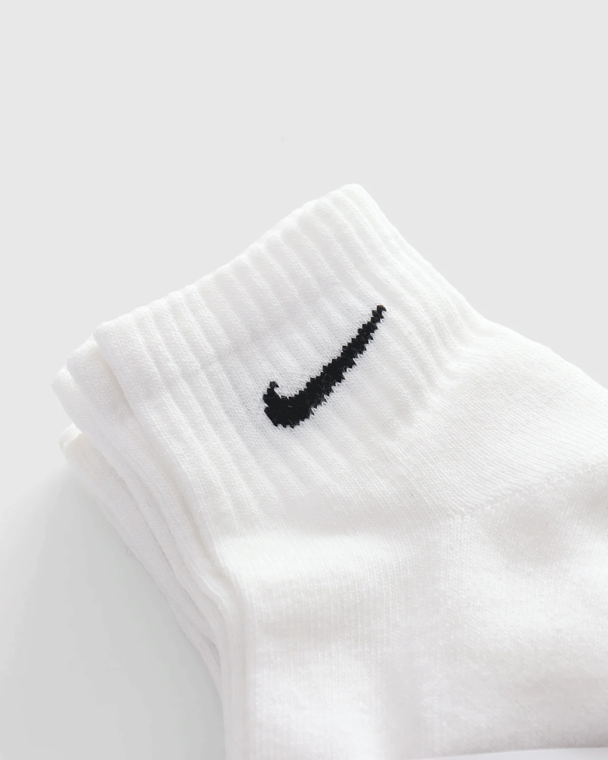 NIKE paypoq